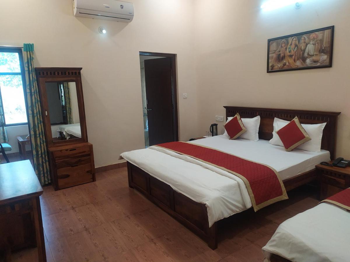 Rose Cottage - A Heritage Retreat Mount Abu Esterno foto